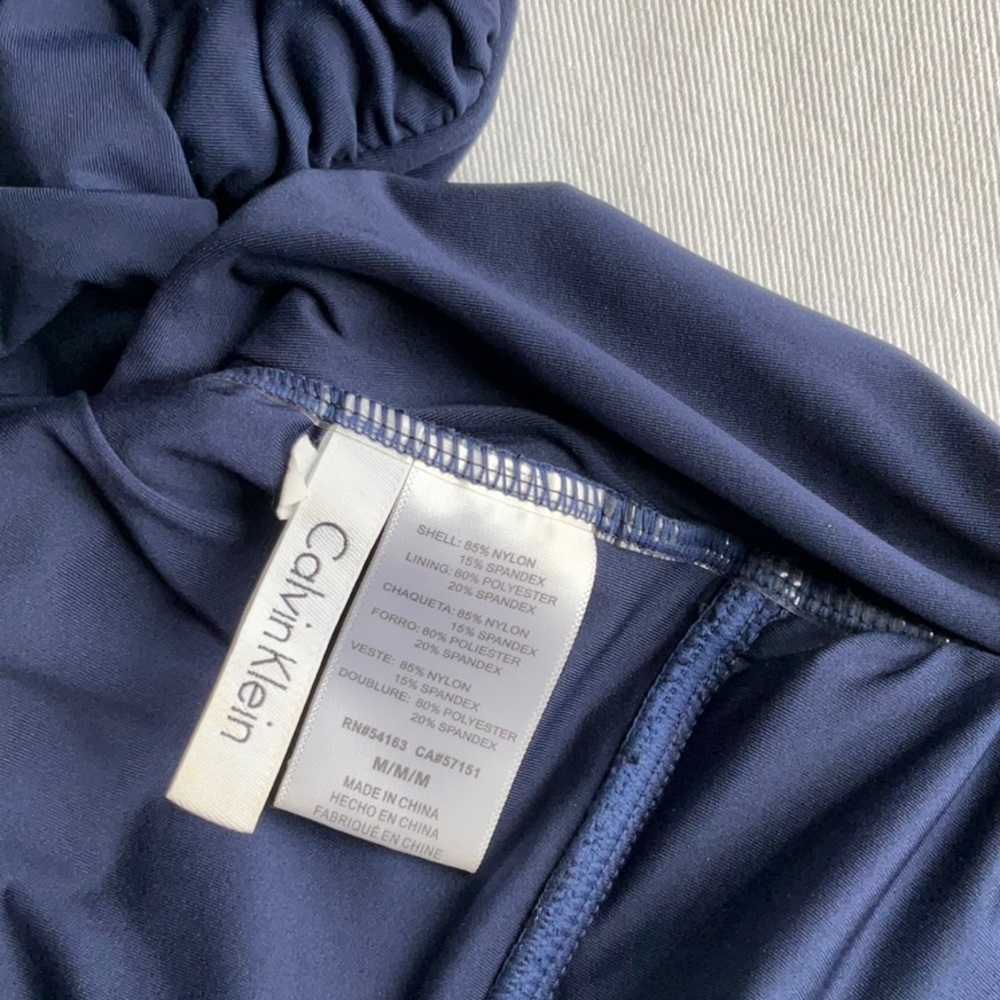 Calvin Klein navy bathing suit top NWT Sz Med - Picture 5 of 5
